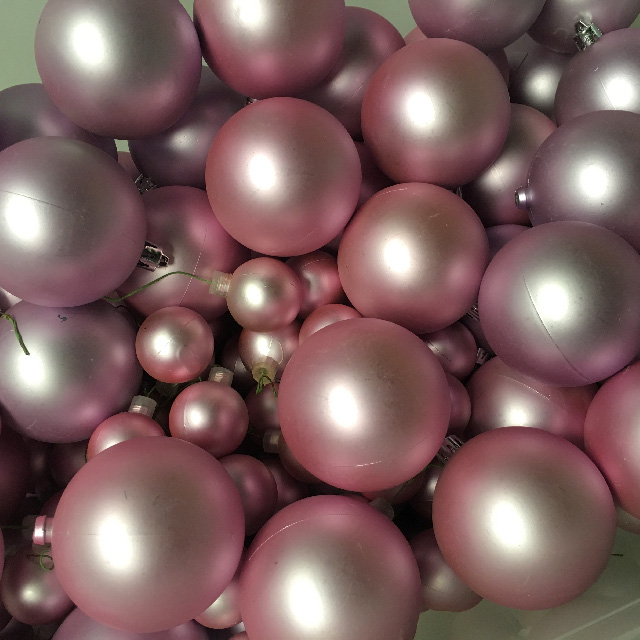 BAUBLE, Pink (Box Lot)